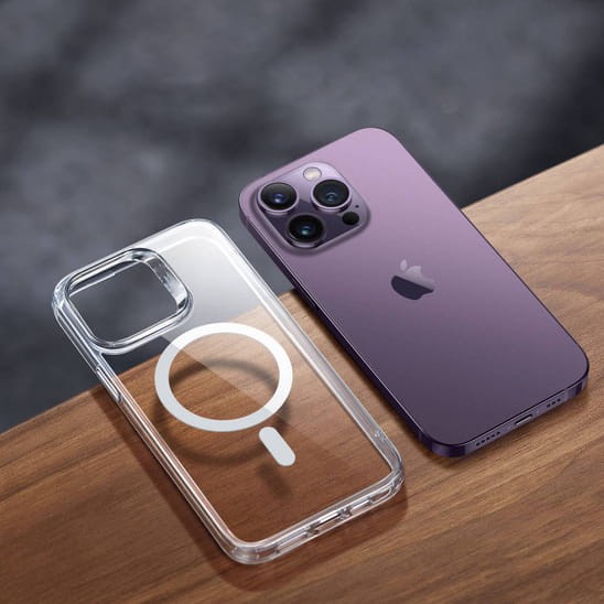 Etui iPhone 15 Plus Mag Safe transparentna